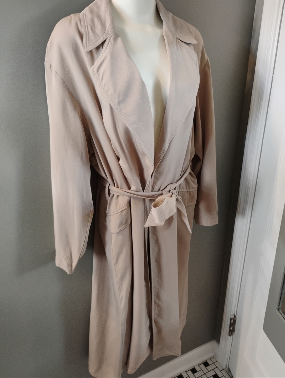 Women's Zara Size Large Tan Tie Waist Trench Sweater Wrap Lightweight - Picture 6 of 9